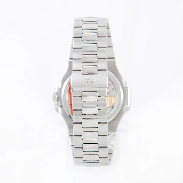 02649_watchlounge_lo.jpg
