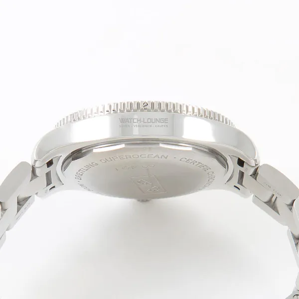02743_watchlounge_lo.jpg