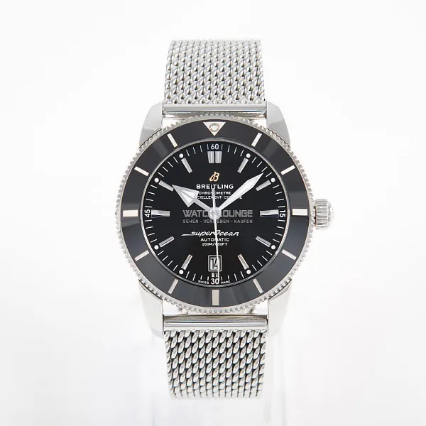 07126_watchlounge_lo.jpg