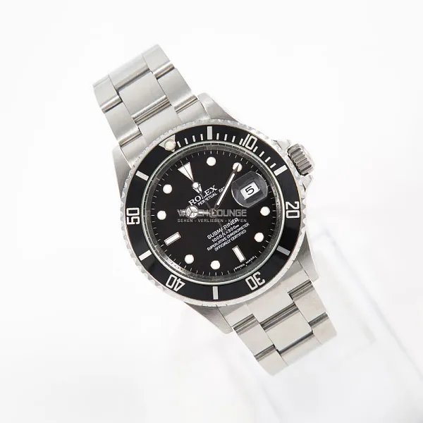 07654_watchlounge_lo.jpg