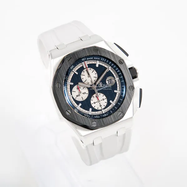 08275_watchlounge_lo.jpg