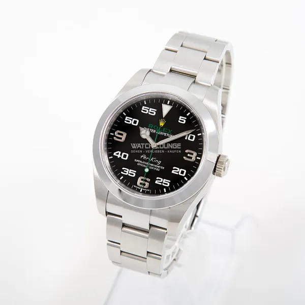 08860_watchlounge_lo.jpg