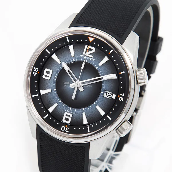 12031_watchlounge_lo_1.jpg
