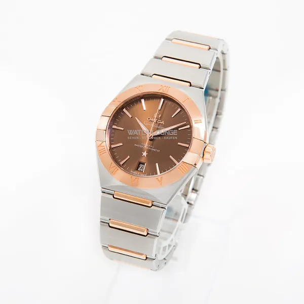 12109_watchlounge_lo.jpg