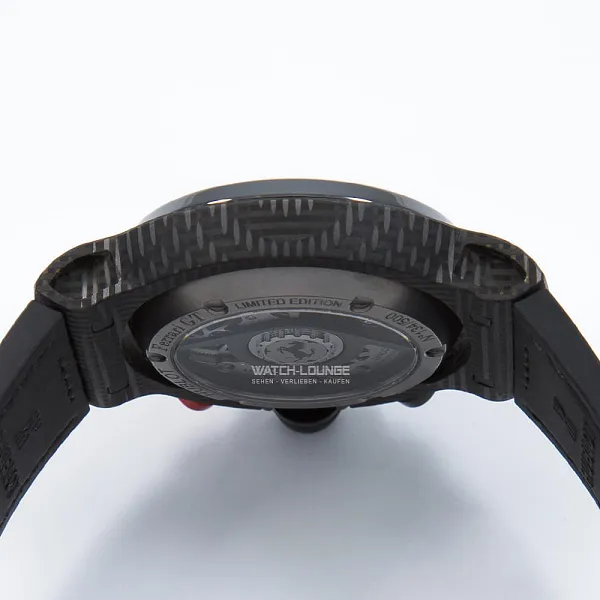 12731_watchlounge_lo.jpg