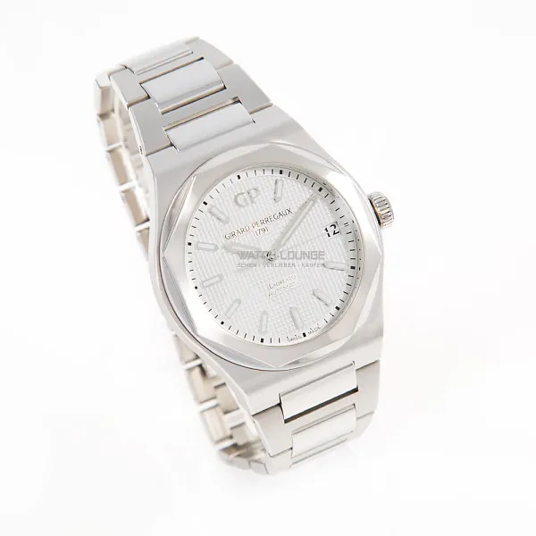 12932_watchlounge_lo.jpg