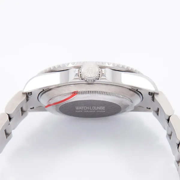 12976_watchlounge_lo.jpg
