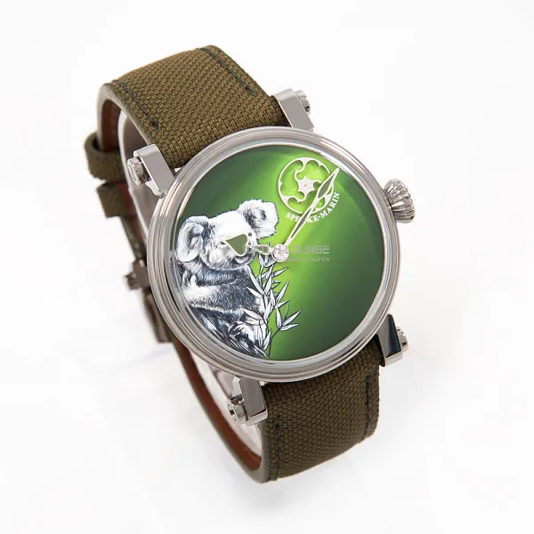 13562_watchlounge_lo.jpg
