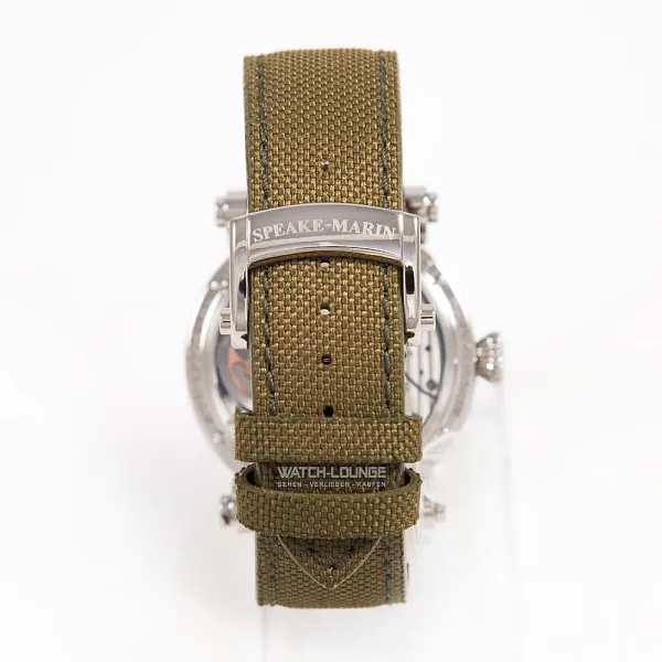 13568_watchlounge_lo.jpg