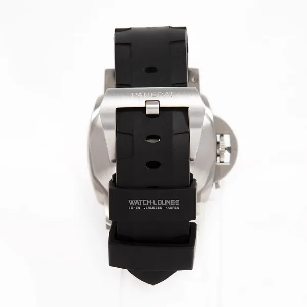 13804_watchlounge_lo.jpg