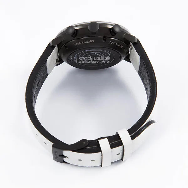 13848_watchlounge_lo.jpg
