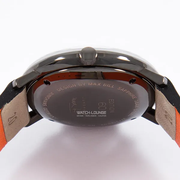 13955_watchlounge_lo.jpg