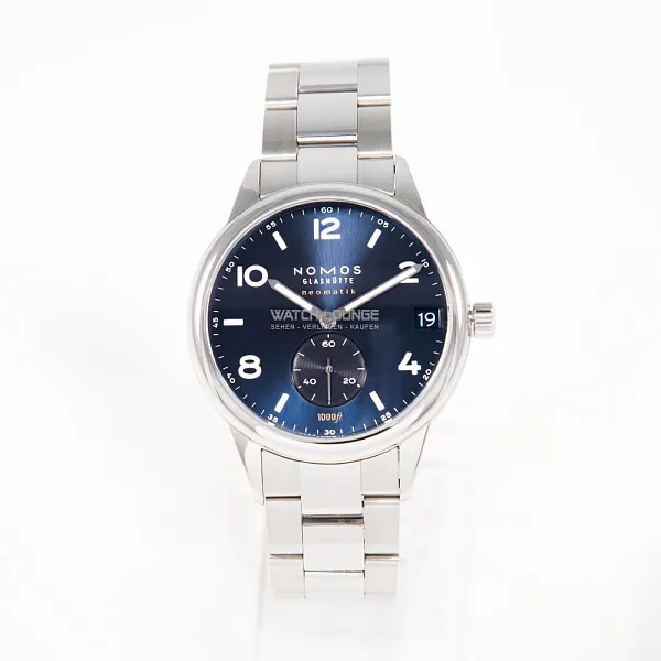 14131_watchlounge_lo.jpg