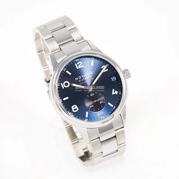 14132_watchlounge_lo.jpg
