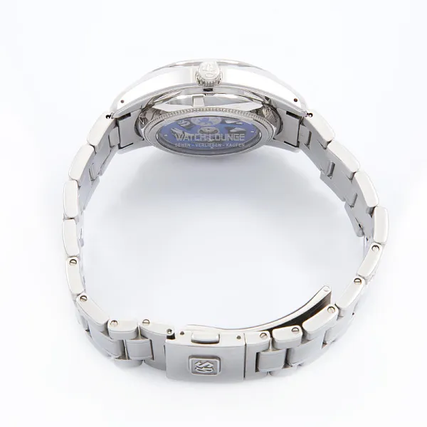 14298_watchlounge_lo.jpg