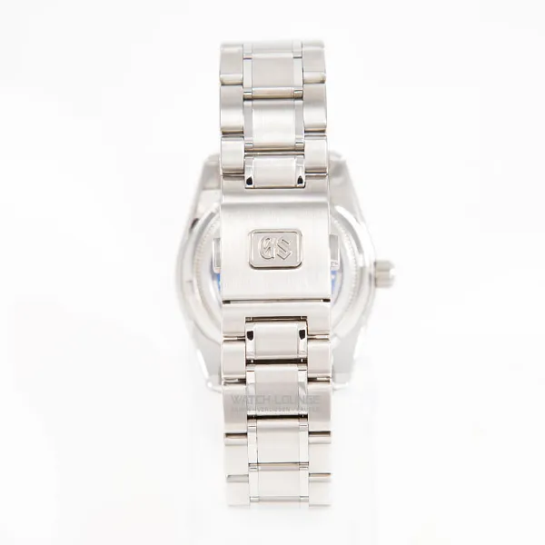 14299_watchlounge_lo.jpg