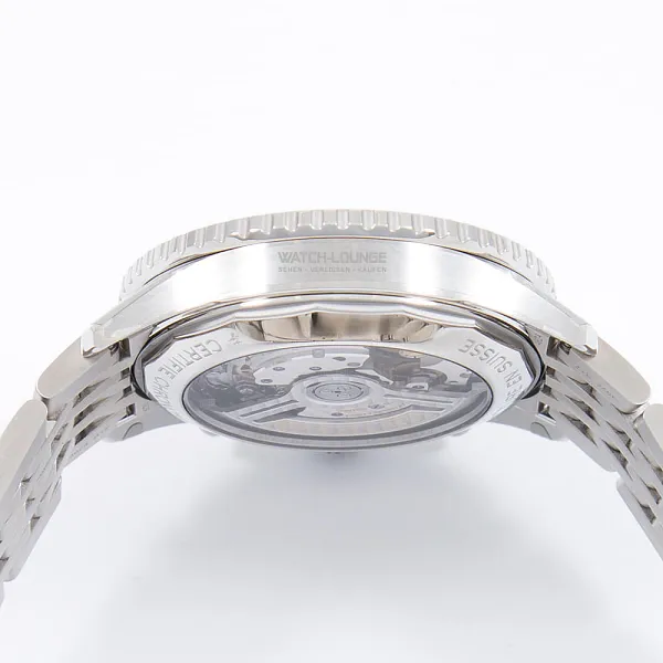 14375_watchlounge_lo.jpg