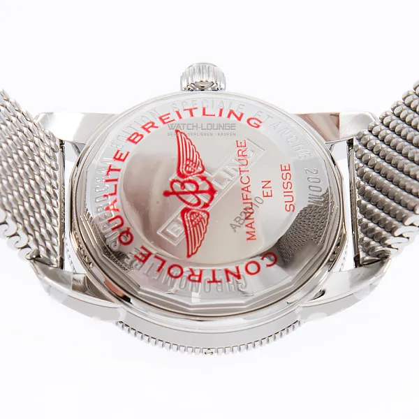 14520_watchlounge_lo.jpg
