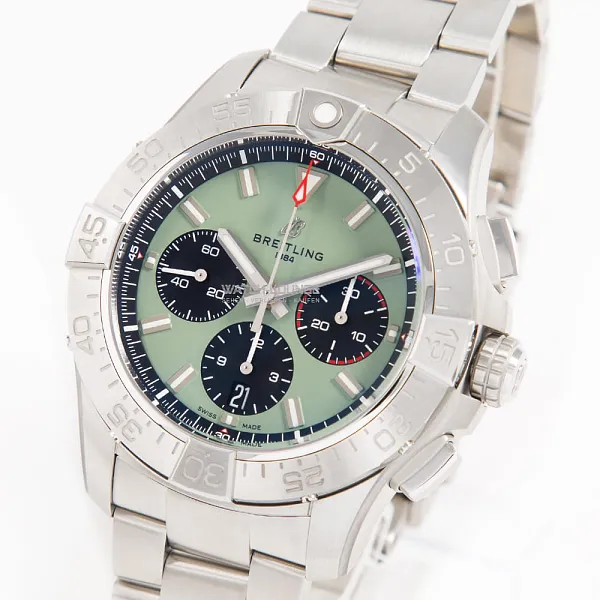 14573_watchlounge_lo_1.jpg