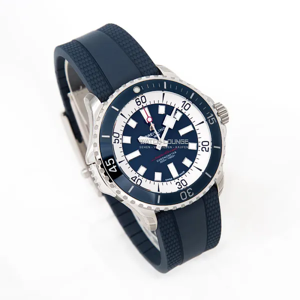 14600_watchlounge_lo.jpg